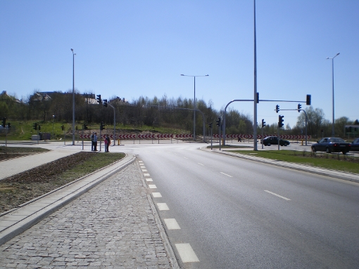 Skrzyżowanie alei Sikorskiego i ulicy Wilczyńskiego