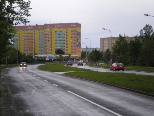 Ulica Dworcowa przy parku Kusocińskiego