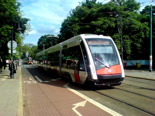Solaris Tramino wjeżdża na Most Teatralny