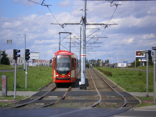 Düwag N8C w alei Sikorskiego w Gdańsku