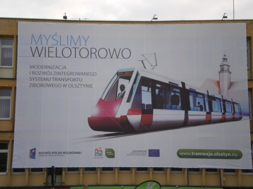 Miejska reklama tramwaju na Warsie i Sawie