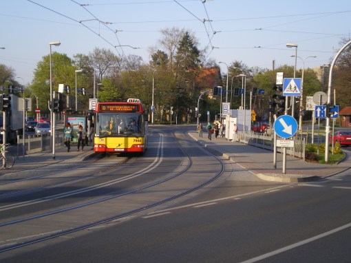 Przystanek tramwajowo-autobusowy Kochanowskiego we Wrocławiu