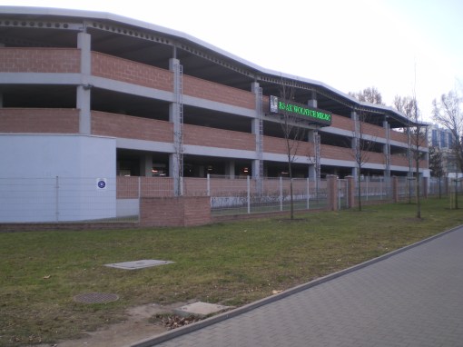 Parking Parkuj i jedź przy stacji metra Marymont w Warszawie