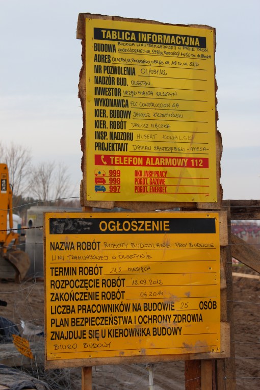 Tablica budowy linii tramwajowej