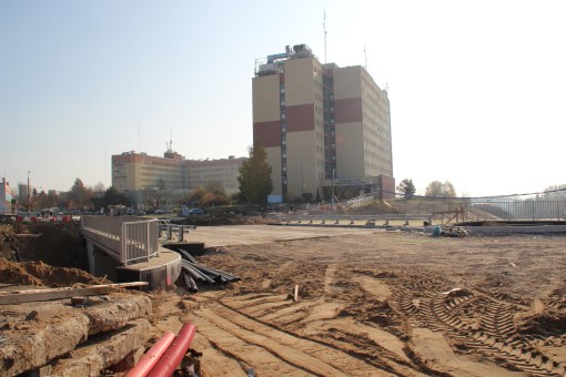 Budowa wiaduktu ulicy Żołnierskiej nad ulicą Obiegową (26 października 2014)