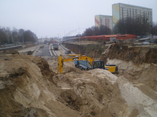 Budowa ulicy Obiegowej - widok z wiaduktu ulicy Żołnierskiej (16 listopada 2014)