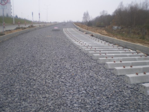 Budowa linii tramwajowej przy ulicy Płoskiego (16 listopada 2014)