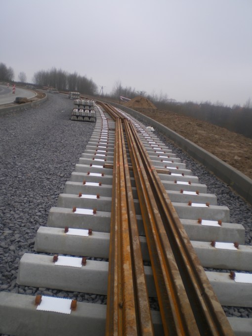 Budowa linii tramwajowej przy ulicy Płoskiego (22 listopada 2014)