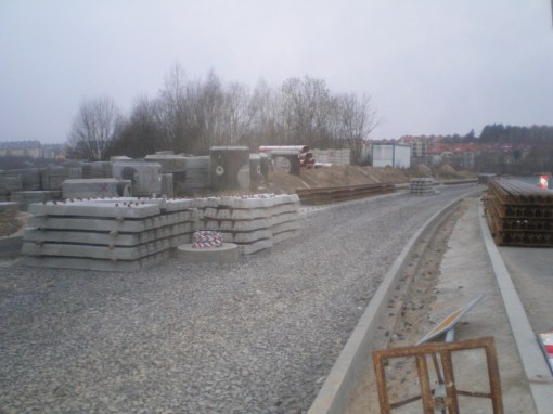 Budowa linii tramwajowej przy ulicy Płoskiego (30 listopada 2014)