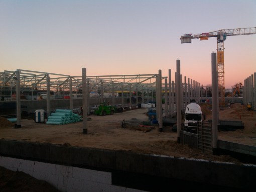 Budowa zajezdni tramwajowej przy ulicy Towarowej i Kołobrzeskiej (2 grudnia 2014)