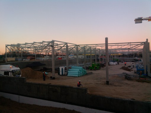 Budowa zajezdni tramwajowej przy ulicy Towarowej i Kołobrzeskiej (2 grudnia 2014)