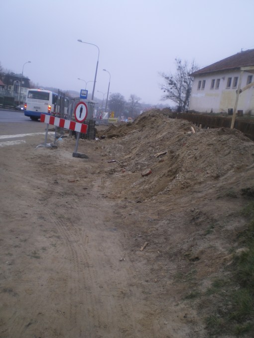 Budowa linii tramwajowej przy ulicy Tuwima (7 grudnia 2014)