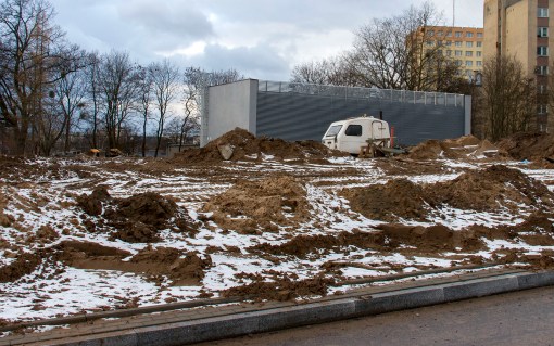 Budowa podstacji trakcyjnej przy ulicy Obiegowej (2 stycznia 2015)