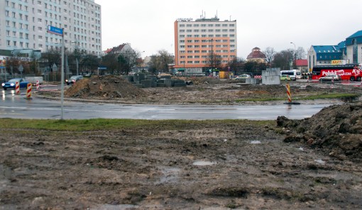 Budowa linii tramwajowej na placu Konstytucji 3 Maja (2 stycznia 2015)