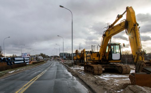 Budowa linii tramwajowej przy alei Sikorskiego (2 stycznia 2015)