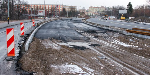 Budowa linii tramwajowej przy alei Sikorskiego (2 stycznia 2015)