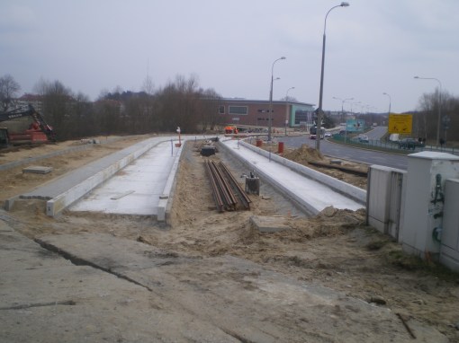 Budowa linii tramwajowej przy ulicy Tuwima (21 marca 2015) - przystanek końcowy przy skrzyżowaniu z aleją Warszawską i ulicą Prawocheńskiego