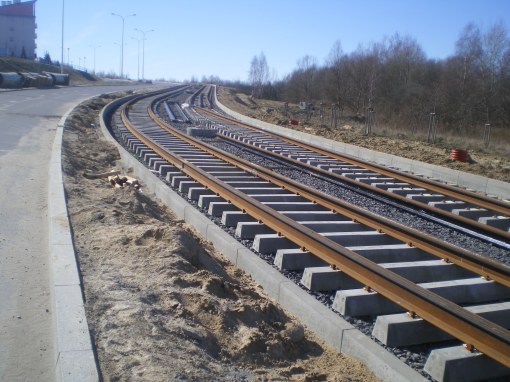 Budowa linii tramwajowej przy ulicy Płoskiego (22 marca 2015)