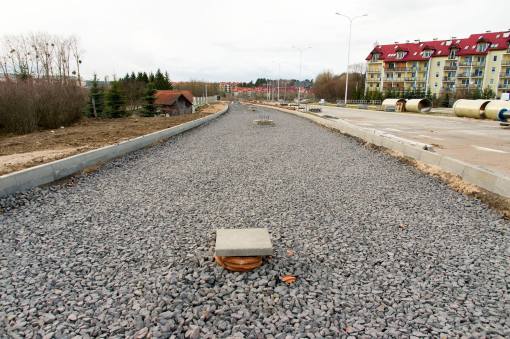 Budowa linii tramwajowej przy ulicy Płoskiego (4 kwietnia 2015)