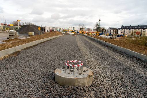 Budowa linii tramwajowej przy ulicy Płoskiego (4 kwietnia 2015)