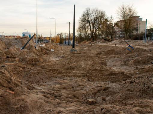 Budowa linii tramwajowej przy ulicy Obiegowej (3 kwietnia 2015)