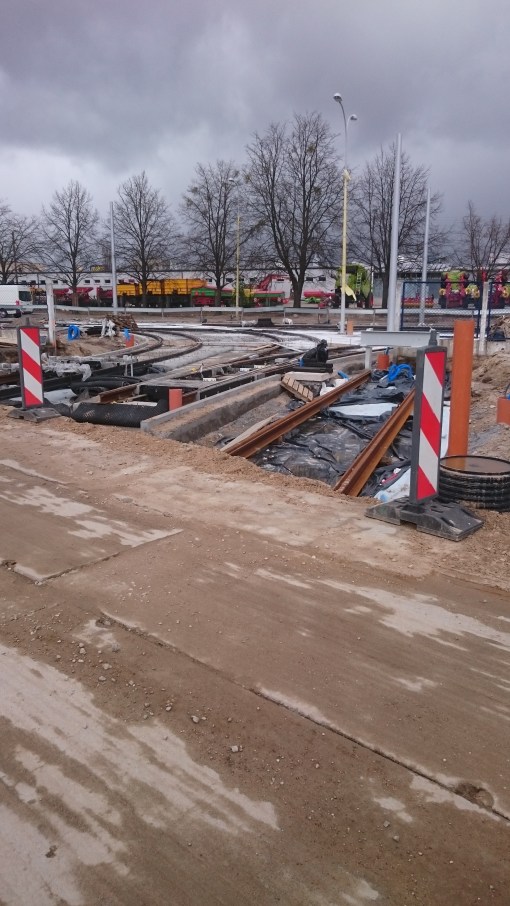 Budowa zajezdni tramwajowej przy ulicy Towarowej i Kołobrzeskiej (12 kwietnia 2015)