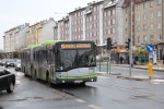 Solaris Urbino 18 III #2000 na linii 15 na skrzyżowaniu Wilczyńskiego z Boenigka i Kanta (7 lutego&nbsp;2014)