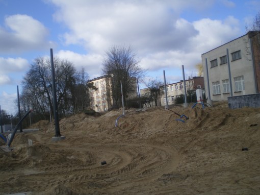 Budowa linii tramwajowej przy ulicy Obiegowej (16 kwietnia 2015)