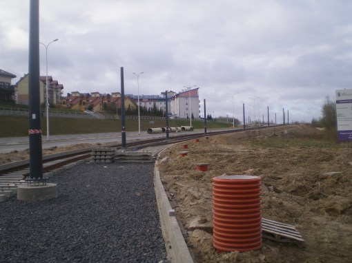 Budowa linii tramwajowej przy ulicy Płoskiego (17 kwietnia 2015)