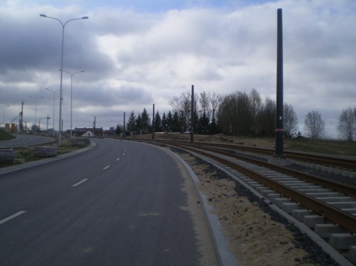 Budowa linii tramwajowej przy ulicy Płoskiego (17 kwietnia 2015)