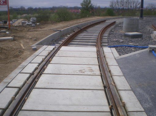 Budowa linii tramwajowej na skrzyżowaniu ulic Płoskiego, Witosa i Bukowskiego (28 kwietnia 2015)