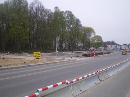 Budowa linii tramwajowej przy alei Sikorskiego (28 kwietnia 2015)