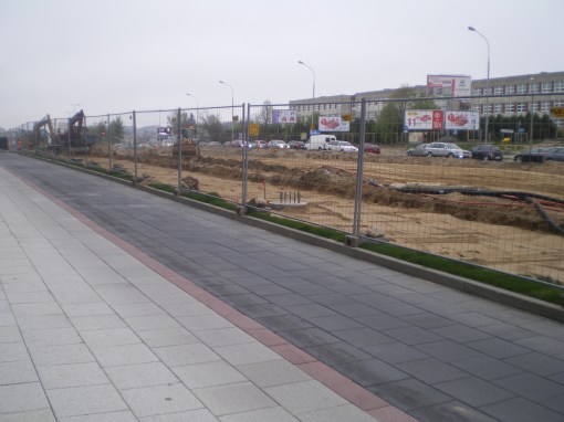 Budowa linii tramwajowej przy alei Sikorskiego (28 kwietnia 2015)