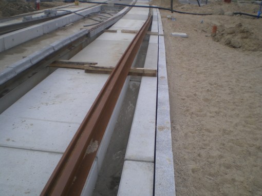 Budowa linii tramwajowej przy ulicy Witosa (10 maja 2015)