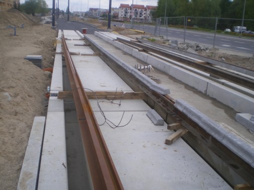 Budowa linii tramwajowej przy ulicy Witosa (10 maja 2015)