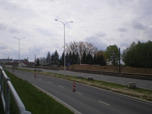 Budowa linii tramwajowej przy ulicy Płoskiego (10 maja 2015)