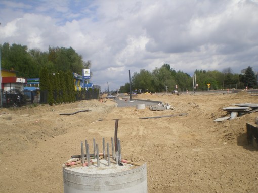 Budowa linii tramwajowej przy alei Sikorskiego (10 maja 2015)
