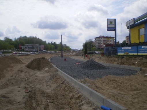 Budowa linii tramwajowej przy alei Sikorskiego (10 maja 2015)