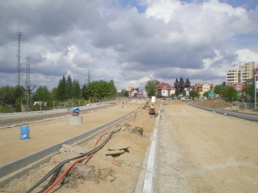 Budowa linii tramwajowej przy alei Sikorskiego (10 maja 2015)