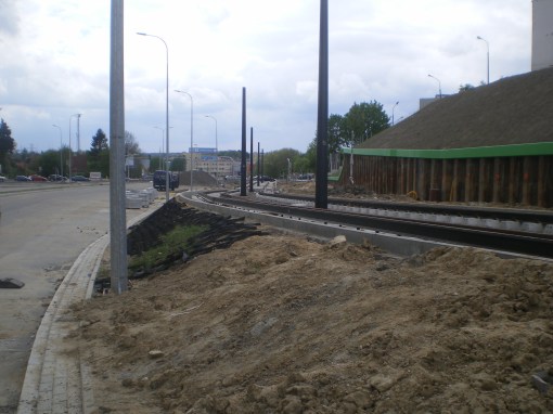 Budowa linii tramwajowej przy ulicy Obiegowej (10 maja 2015)