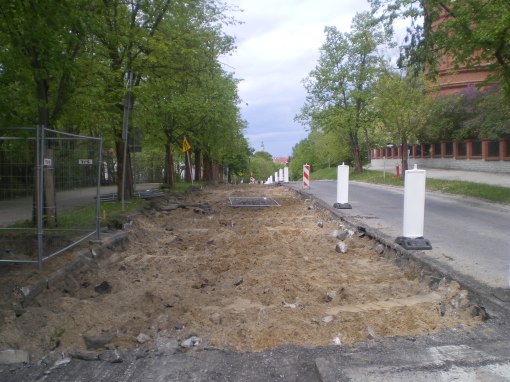 Budowa linii tramwajowej w ulicy Żołnierskiej (10 maja 2015)