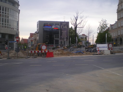 Budowa linii tramwajowej na placu Jana Pawła II (13 maja 2015)