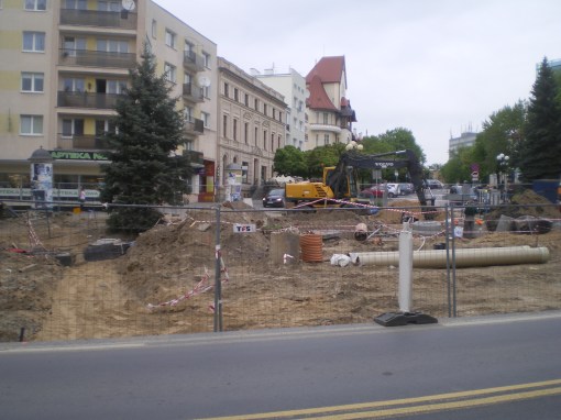 Budowa linii tramwajowej w alei Piłsudskiego (13 maja 2015)