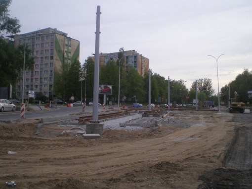 Budowa linii tramwajowej na ulicy Dworcowej (13 maja 2015)