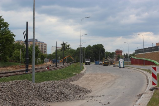 Budowa linii tramwajowej przy ulicy Obiegowej (1 czerwca 2015)