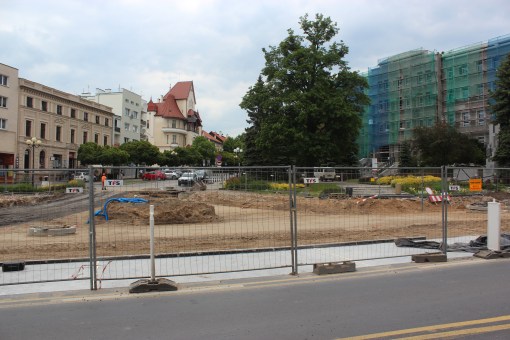 Budowa linii tramwajowej w alei Piłsudskiego (1 czerwca 2015)