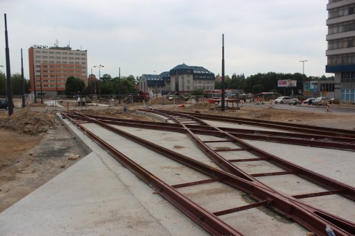 Budowa linii tramwajowej na placu Konstytucji 3 Maja (1 czerwca 2015)
