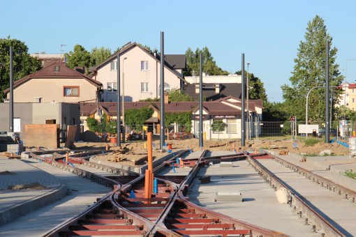 Budowa linii tramwajowej przy ulicy Witosa (15 czerwca 2015) - przystanek końcowy przy skrzyżowaniu z ulicą Kanta