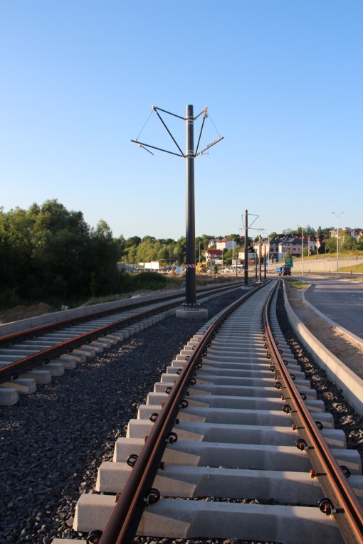 Budowa linii tramwajowej przy ulicy Płoskiego (15 czerwca 2015)