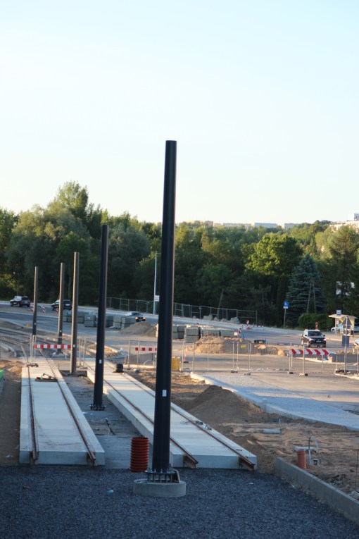 Budowa linii tramwajowej przy alei Sikorskiego (15 czerwca 2015)